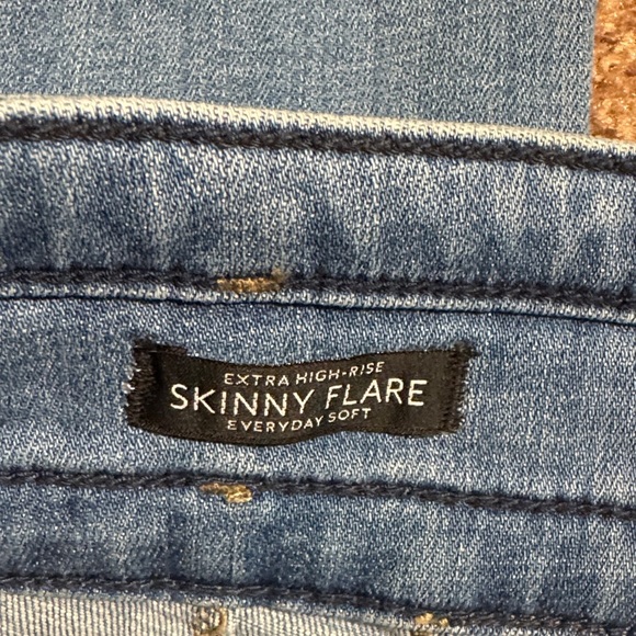 NWOT White House Black Market Blue Jeans with Tweed Waistband Details - Picture 6 of 11